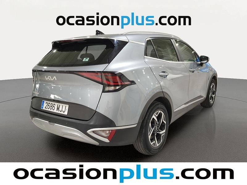 Usado Kia Sportage 136 CV (100 kW) 2023 Gris / plata SUV