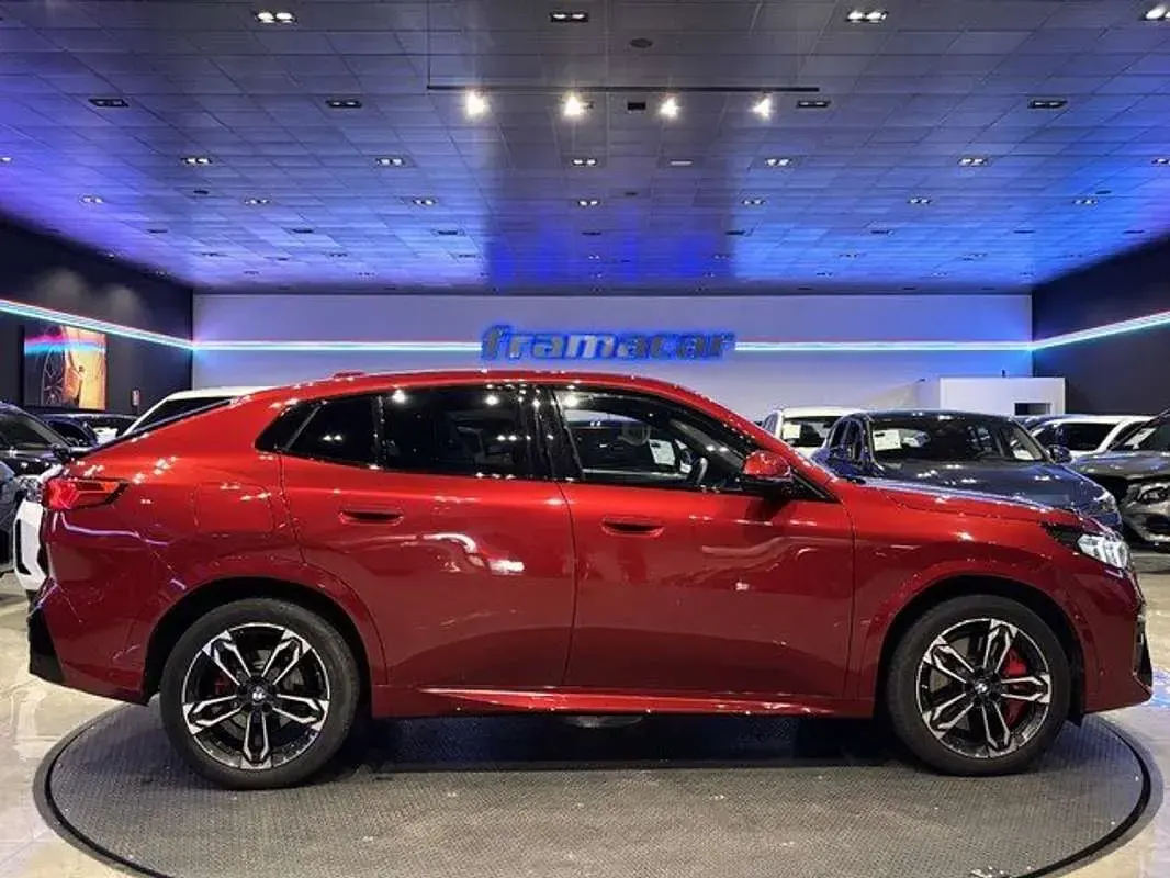 Usado BMW X2 Sport Line 163 CV (119 kW) 2025 Rojo SUV