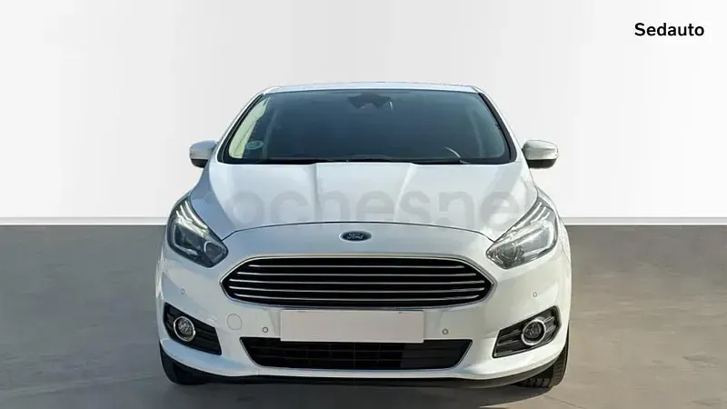 Usado Ford S-MAX Titanium 180 CV (132 kW) 2017 Blanco Monovolumen