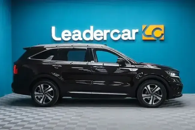 Usado Kia Sorento 194 CV (142 kW) 2024 Marrón SUV
