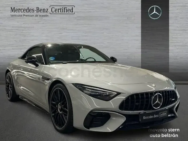Usado Mercedes SL43 AMG AMG 421 CV (309 kW) 2025 Gris / plata Descapotable