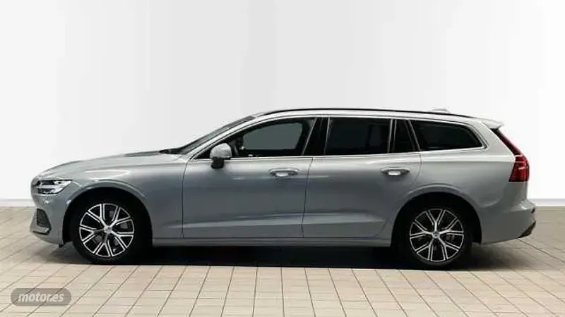 Usado Volvo V60 Core 197 CV (144 kW) 2023 Gris Familiar