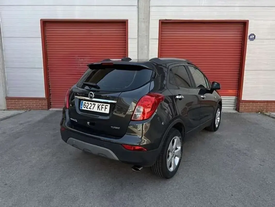 Usado Opel Mokka Excellence 140 CV (102 kW) 2017 Gris SUV
