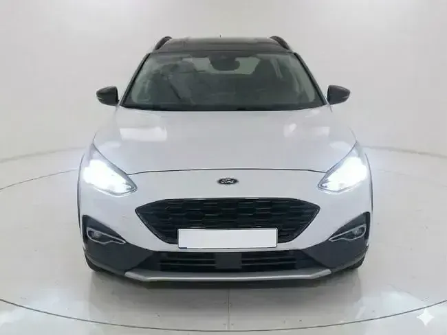Usado Ford Focus Active 120 CV (88 kW) 2021 Blanco Utilitario