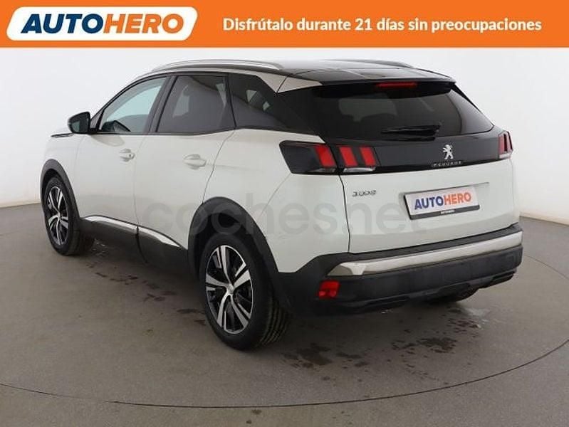 Usado Peugeot 3008 Allure 131 CV (96 kW) 2018 Blanco Monovolumen