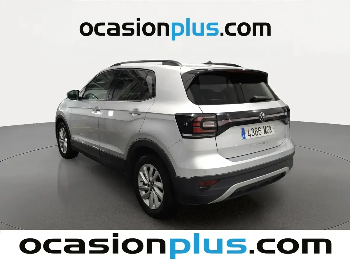 Usado VW T-Cross Advance 110 CV (80 kW) 2023 Gris SUV