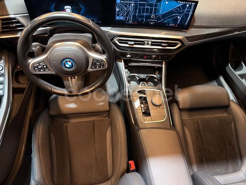 Usado BMW 330e Comfort Edition 292 CV (214 kW) 2024 Blanco Familiar