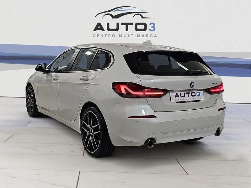 Usado BMW 118 Sport Line 150 CV (110 kW) 2022 Blanco Utilitario