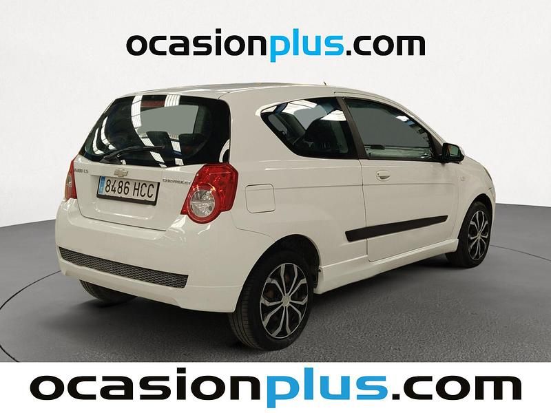 Usado Chevrolet Aveo LS 84 CV (61 kW) 2011 Blanco Utilitario