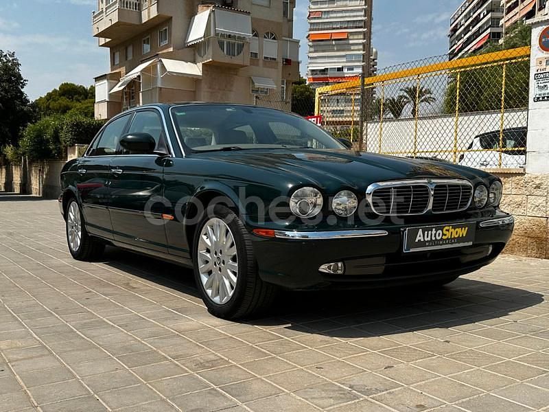 Usado Jaguar XJ8 Executive 298 CV (219 kW) 2004 Verde Berlina
