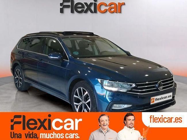 Azul Usado 2021 VW Passat Executive Familiar | 19.990 € (Precio justo) - Imagen 1/4