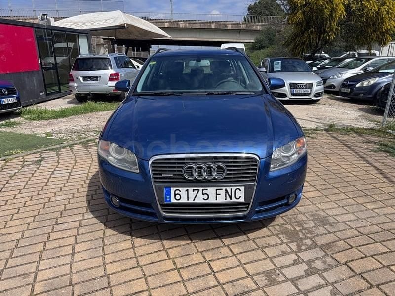 Usado Audi A4 Premium 205 CV (150 kW) 2005 Azul Familiar
