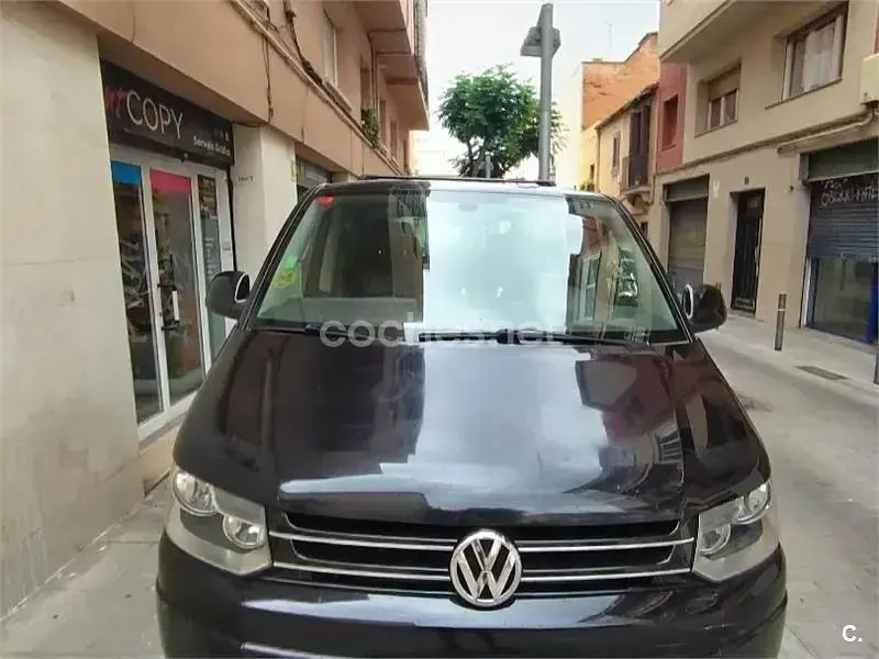 Usado VW Multivan Highline 180 CV (132 kW) 2011 Negro Monovolumen