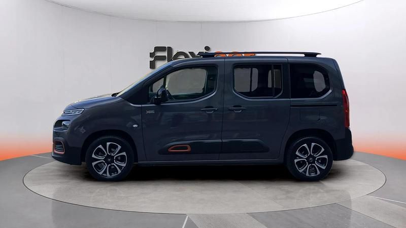 Usado Citroën Berlingo Shine 102 CV (75 kW) 2020 Gris Monovolumen