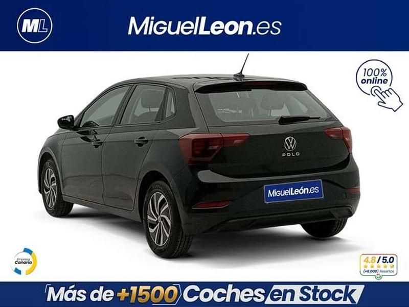 Usado VW Polo 95 CV (69 kW) 2023 Negro Utilitario