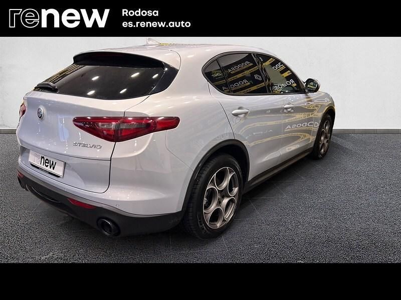 Usado Alfa Romeo Stelvio Sprint 190 CV (139 kW) 2022 Gris SUV