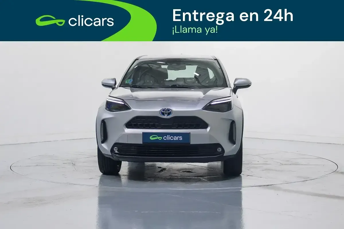 Usado Toyota Yaris Cross Active 91 CV (66 kW) 2022 Gris SUV