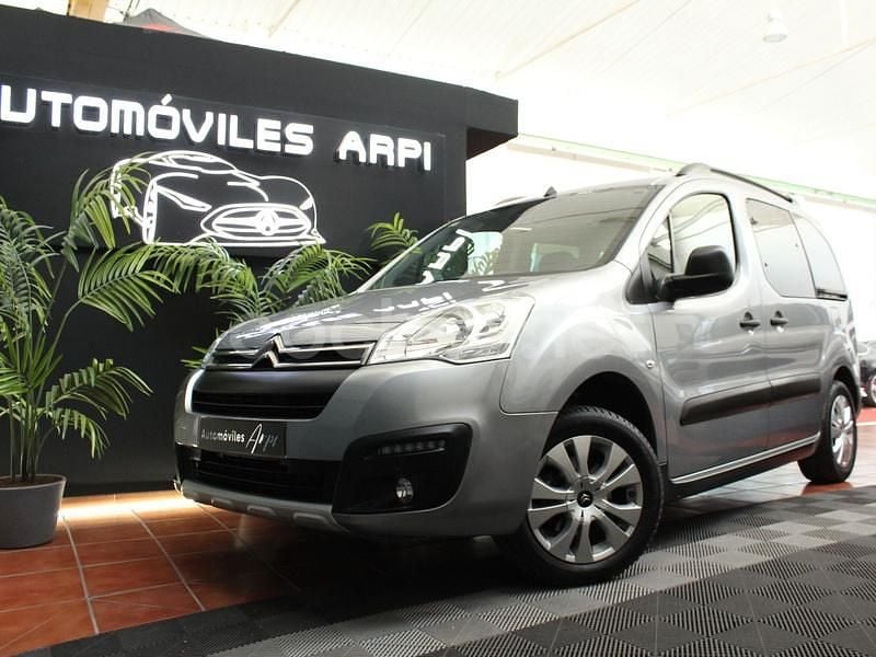 Gris / plata Usado 2018 Citroën Berlingo PureTech Monovolumen | 11.990 € (Buen precio) - Imagen 1/4