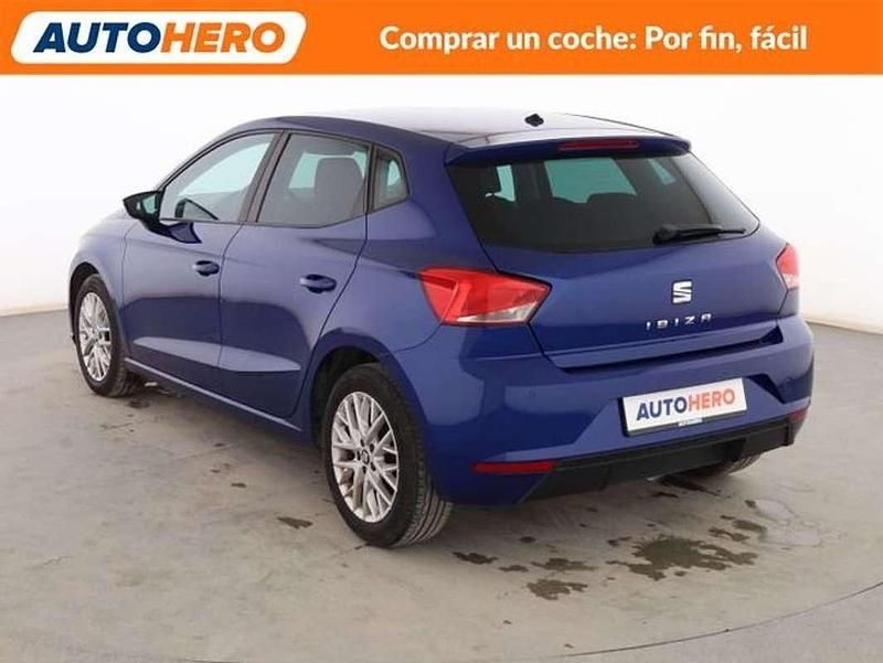 Usado Seat Ibiza Style Plus 80 CV (58 kW) 2019 Azul Utilitario