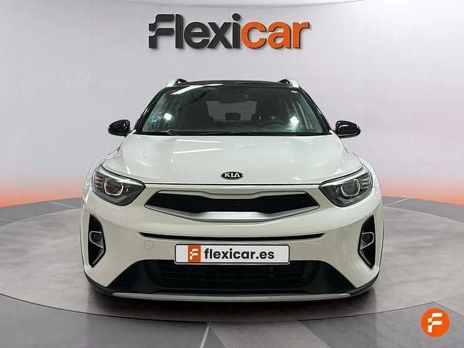 Usado Kia Stonic 100 CV (73 kW) 2021 Blanco SUV