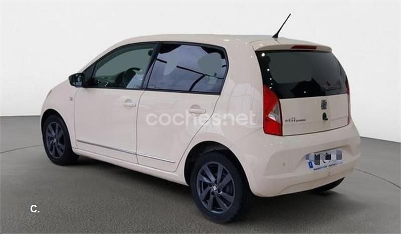 Beige Usado 2016 Seat Mii Utilitario | 9900 € (Un poco caro) - Imagen 1/4