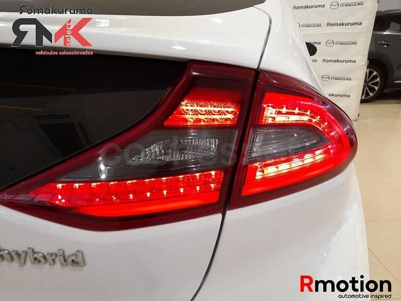 Usado Hyundai Ioniq Style 141 CV (103 kW) 2018 Blanco Utilitario