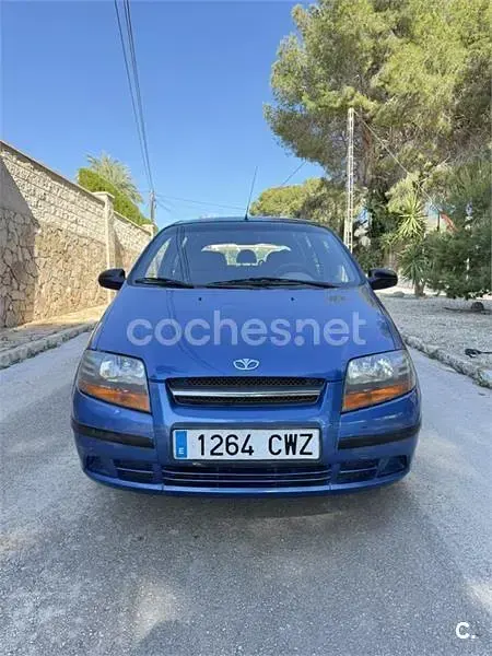 Usado Chevrolet Kalos SE 83 CV (61 kW) 2004 Azul Berlina