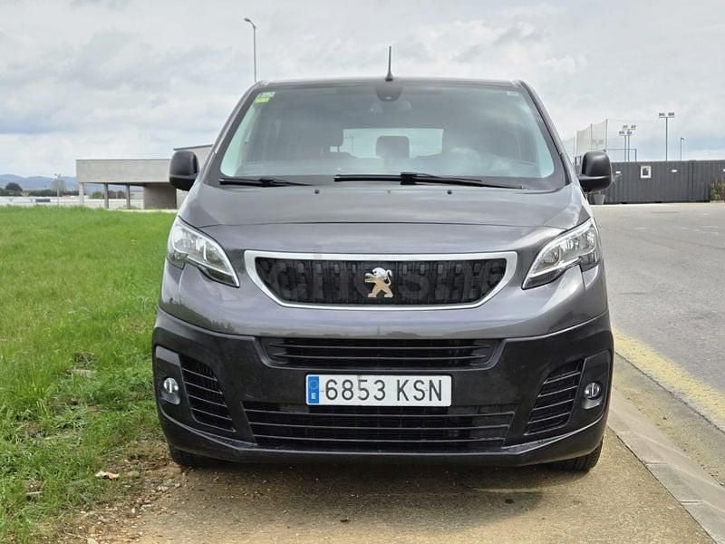 Usado Peugeot Traveller Active 120 CV (88 kW) 2018 Gris / plata Monovolumen