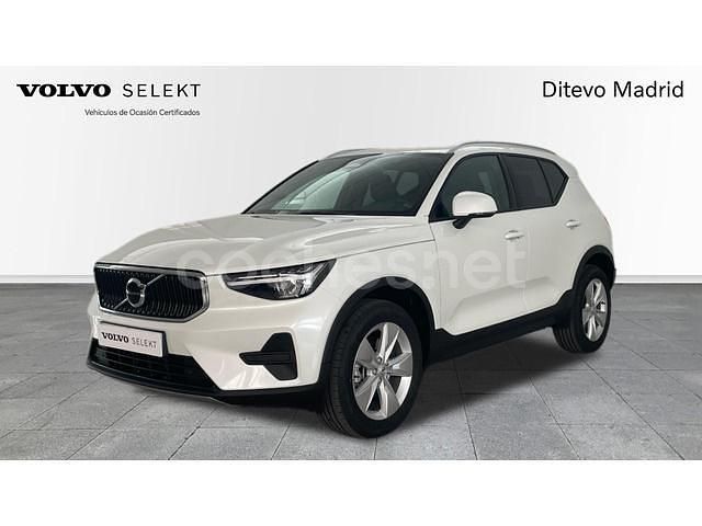 Blanco Usado 2025 Volvo XC40 Core SUV | 36.900 € - Imagen 1/4