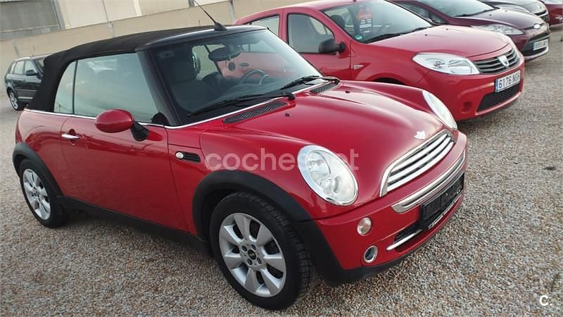 Usado Mini One Cabriolet 90 CV (66 kW) 2007 Rojo Descapotable