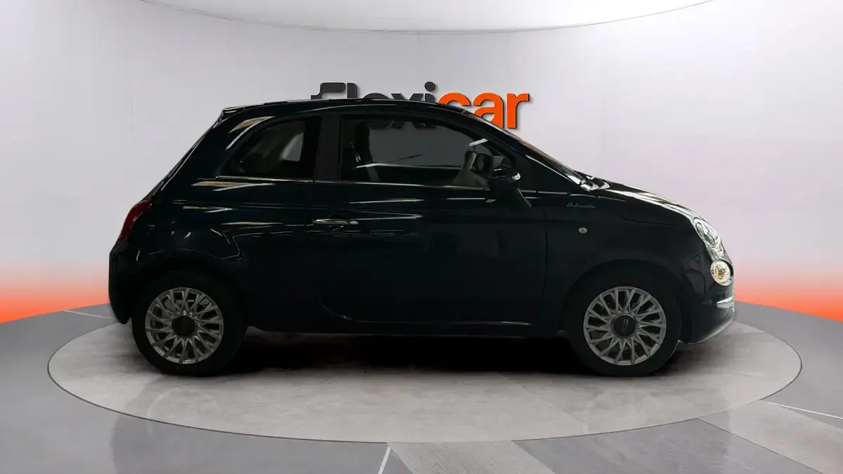 Usado Fiat 500 Dolcevita 70 CV (51 kW) 2023 Azul Berlina