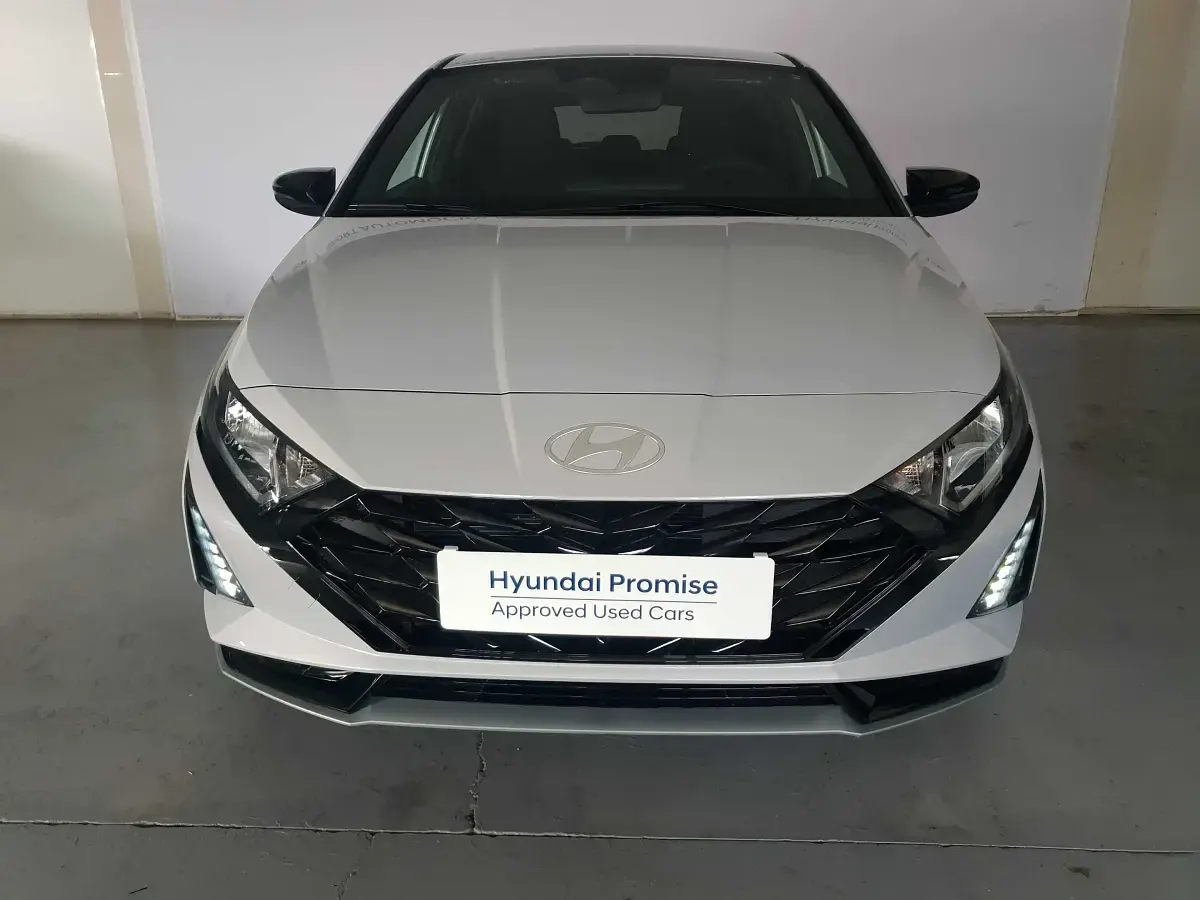 Nuevo Hyundai i20 Blackline 90 CV (66 kW) 2026 Utilitario