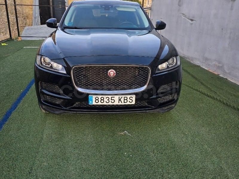 Usado Jaguar F-Pace Portfolio 163 CV (119 kW) 2018 Negro SUV
