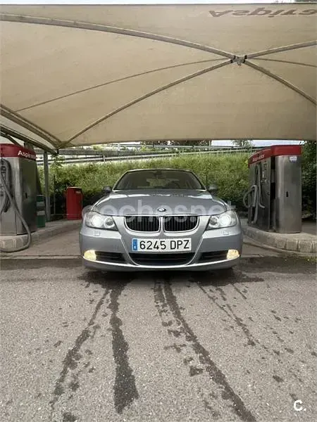 Usado BMW 320 150 CV (110 kW) 2005 Gris / plata Berlina