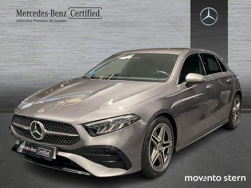 Gris Usado 2024 Mercedes A180 Advanced Utilitario | 30.600 € (Precio justo) - Imagen 1/4