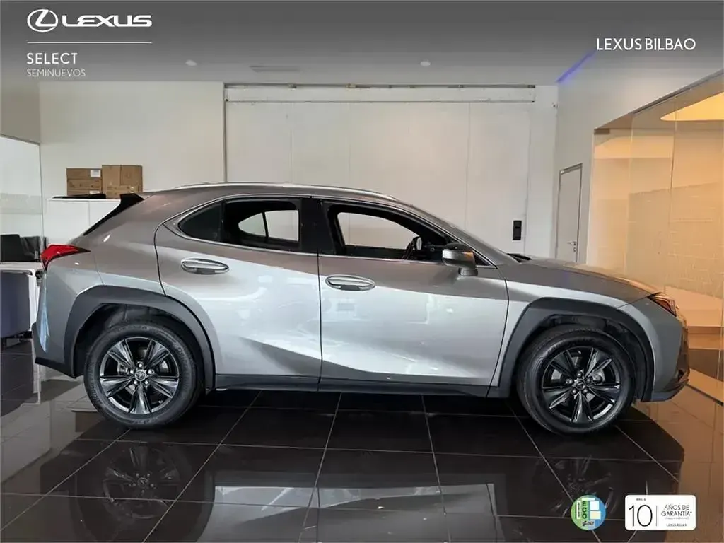 Usado Lexus UX Business Edition 184 CV (135 kW) 2022 Otro SUV
