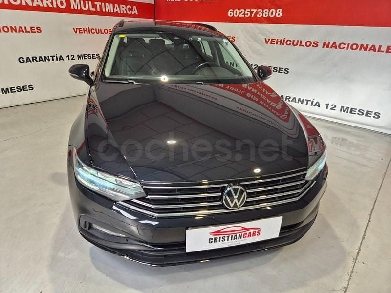 Usado VW Passat 122 CV (89 kW) 2020 Negro Familiar