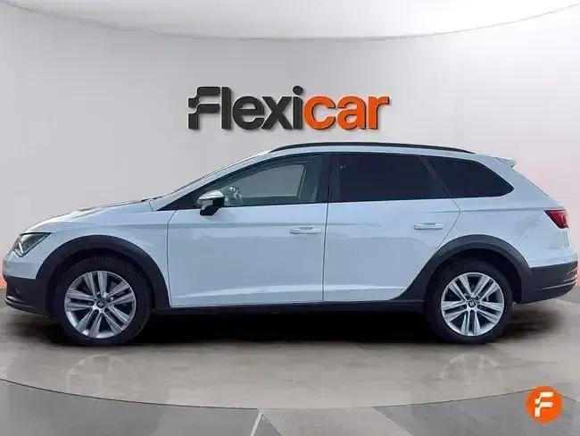 Usado Seat Leon FR 150 CV (110 kW) 2018 Blanco