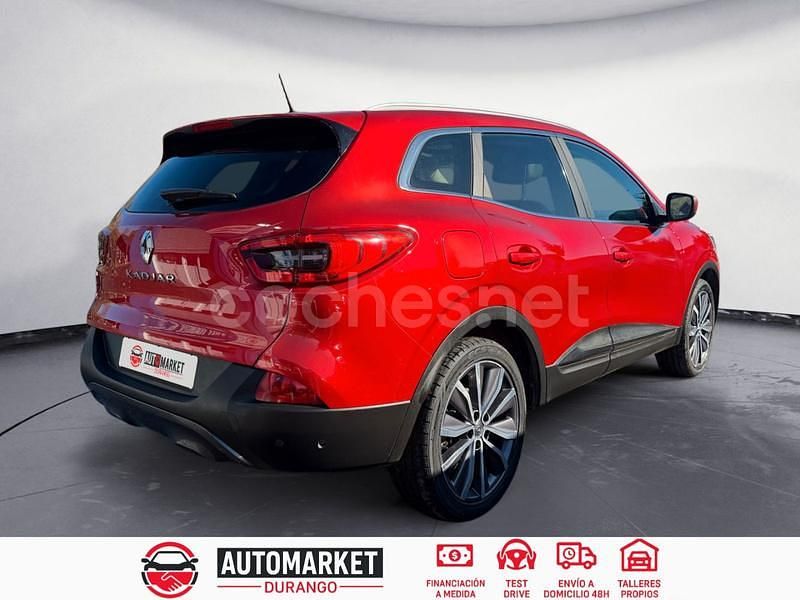 Usado Renault Kadjar Zen 131 CV (96 kW) 2015 Granate SUV