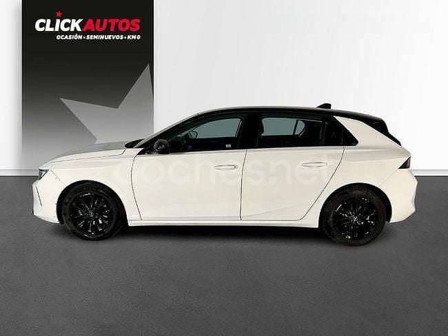 Usado Opel Astra Edition 130 CV (95 kW) 2023 Blanco Berlina