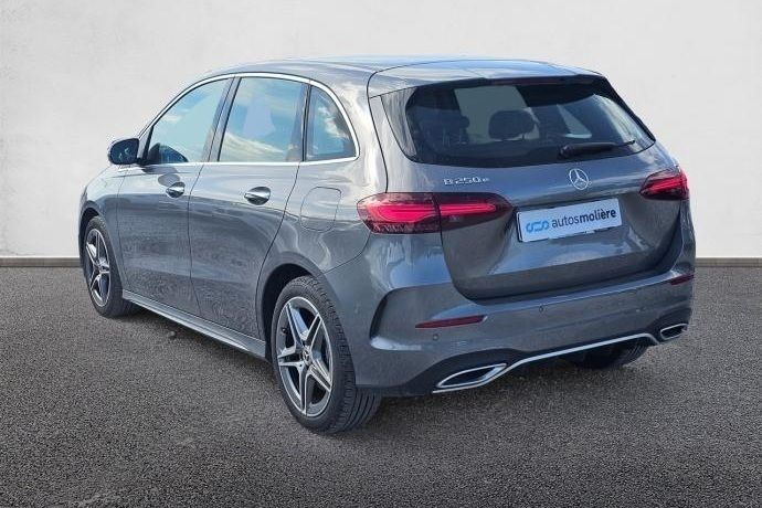 Usado Mercedes B250 218 CV (160 kW) 2024 Monovolumen