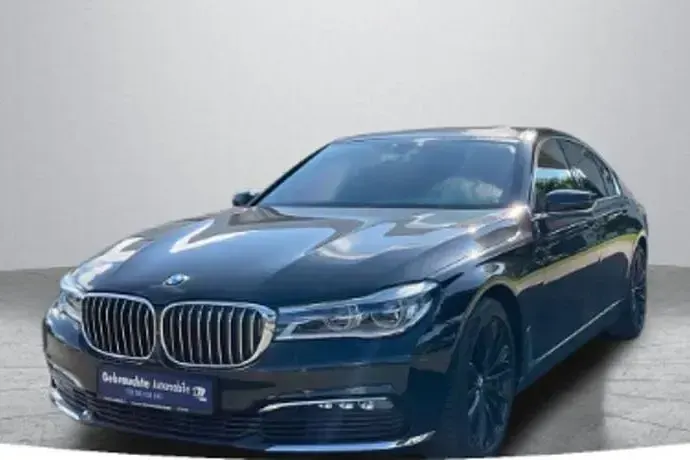 Usado BMW 740L 2016 Negro metalizado Berlina
