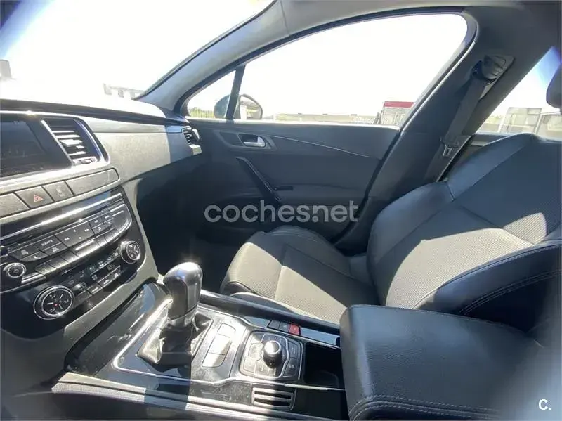 Usado Peugeot 508 Allure 115 CV (84 kW) 2013 Azul Berlina