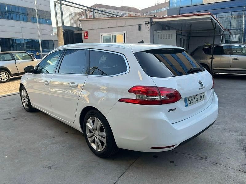 Usado Peugeot 308 SW Style 110 CV (80 kW) 2015 Blanco Familiar