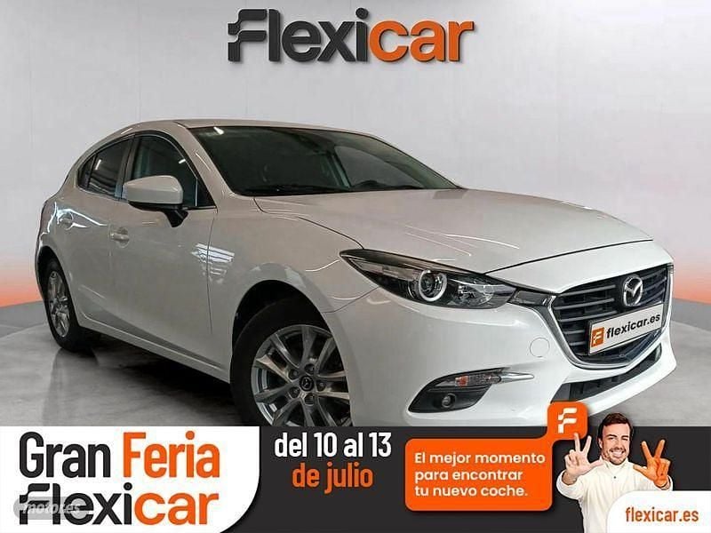 Usado Mazda 3 Style 120 CV (88 kW) 2017 Blanco Berlina