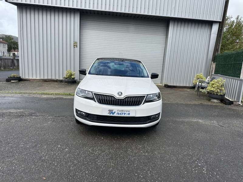 Usado Skoda Rapid Ambition 95 CV (69 kW) 2018 Blanco Utilitario
