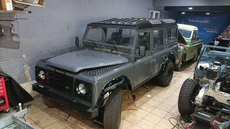 Usado Land Rover Defender 111 CV (81 kW) 1991 Familiar