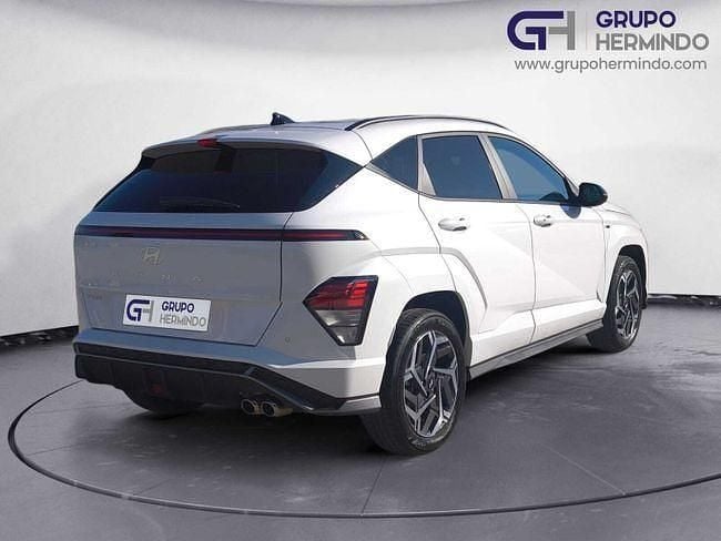 Usado Hyundai Kona N Line 120 CV (88 kW) 2024 Blanco SUV
