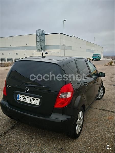 Usado Mercedes A160 Elegance 95 CV (69 kW) 2012 Negro Monovolumen