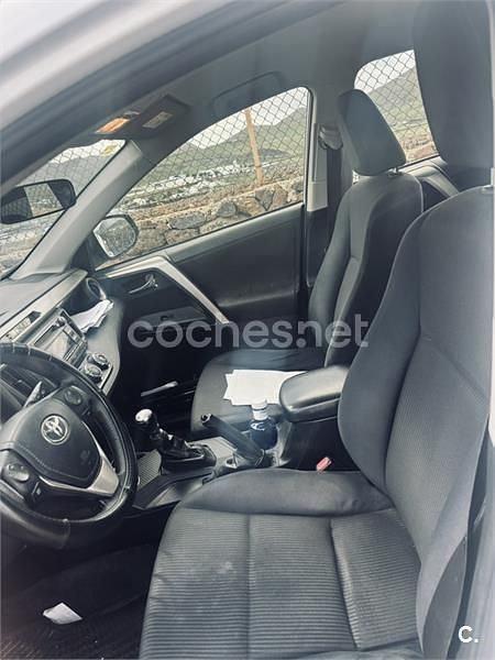 Usado Toyota RAV4 Executive 151 CV (111 kW) 2015 Blanco SUV